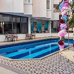 Hotell Azuu Boutique 3*