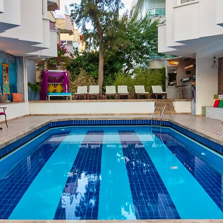 Azuu Boutique Hotell
