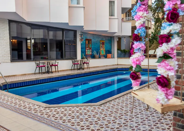 Hotel Azuu Boutique 3*