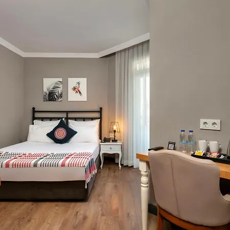Azuu Boutique Hotel